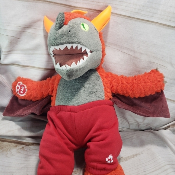 Build A Bear Red Dragon Great Wolf Lodge Magiquest Plush With Outfit 17 Inch - Picture 8 of 14